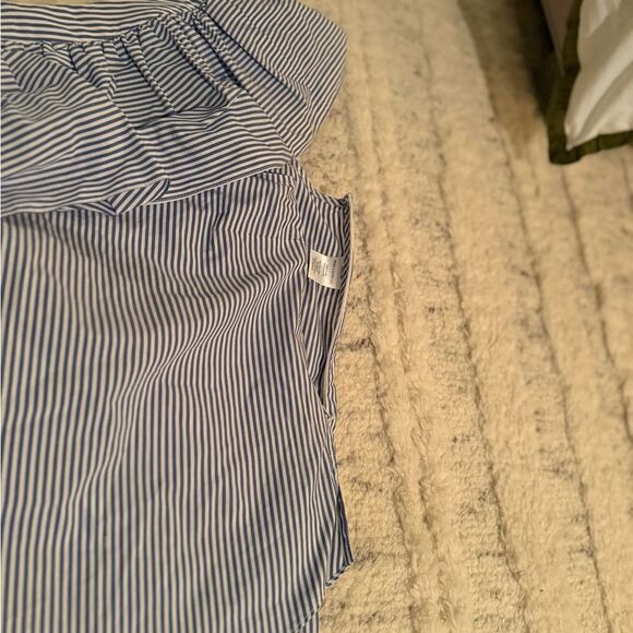 Veronica Beard Size 4 One Shoulder Blue/White Stripe Top Great Cond. Non Smoking - Picture 13 of 16